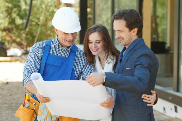 couple talking to the contractor